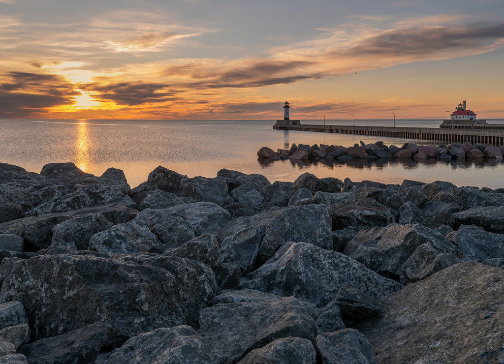 Distant view of two lighthouses at the canal entrance in Duluth Minnesota