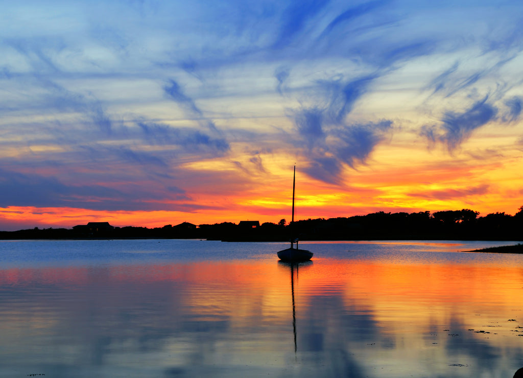 Sunstet in Martha's Vineyar, coastline Massachusetts