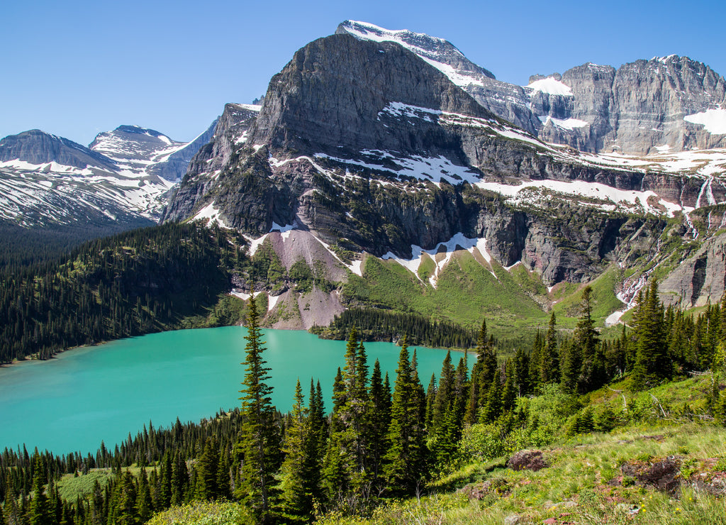 Glacier national park Montana mountains and lakes, Montana