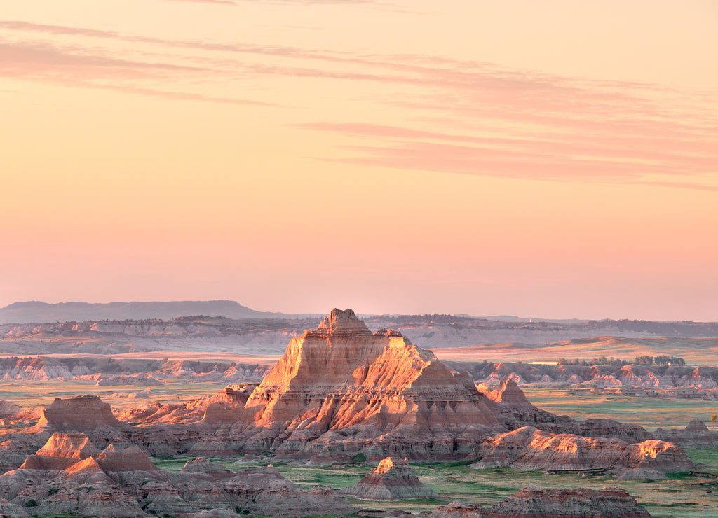 A beautiful sunrise at Badlands National Park in South Dakota