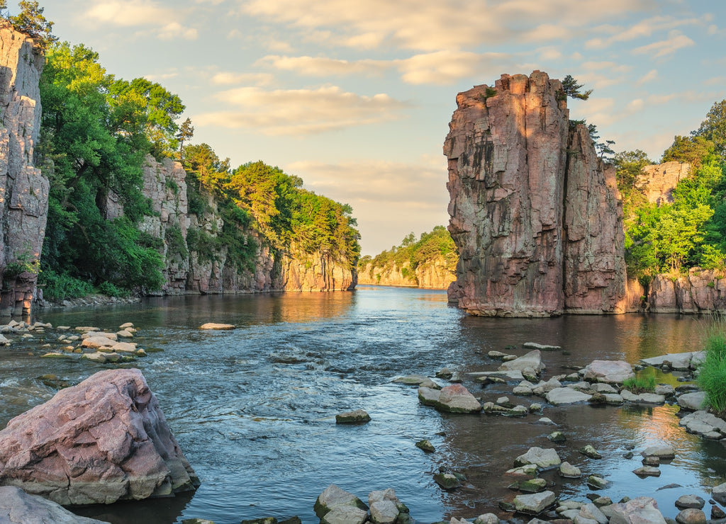 Picturesque Palisades State Park in South Dakota - Split Rock Creek - near Sioux Falls