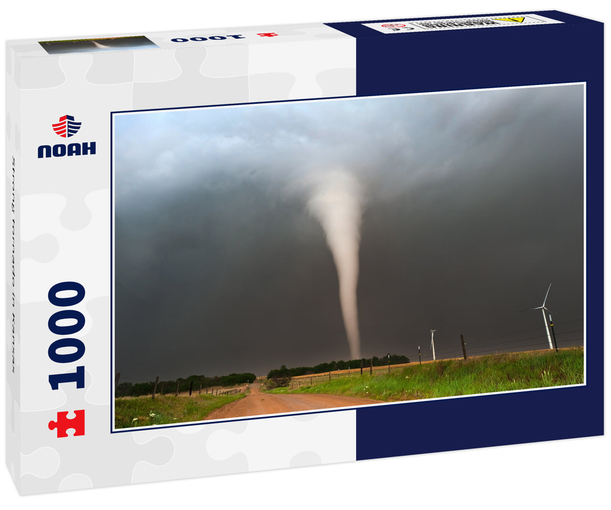 Strong tornado in Kansas