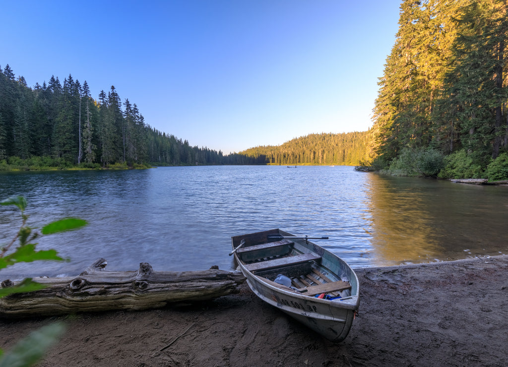 Spectacular scenic of Council Lake in Washington