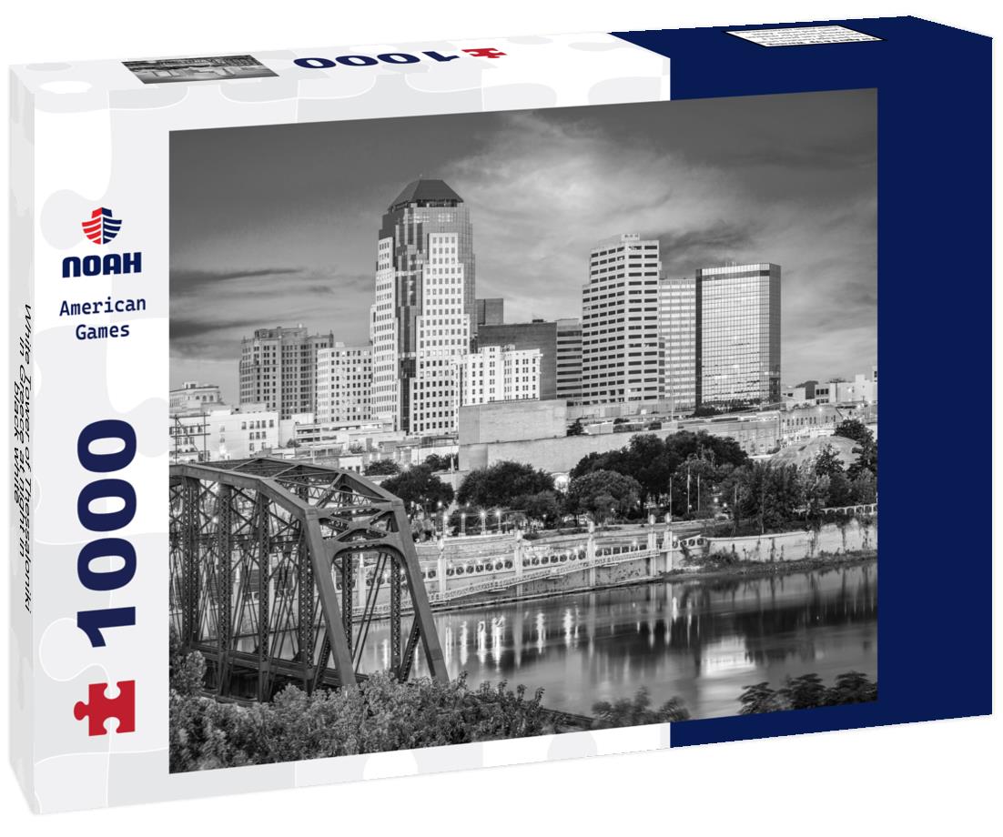 Noah Jigsaw Puzzle White Tower of Thessaloniki in Greece at night in black white 1000 pieces