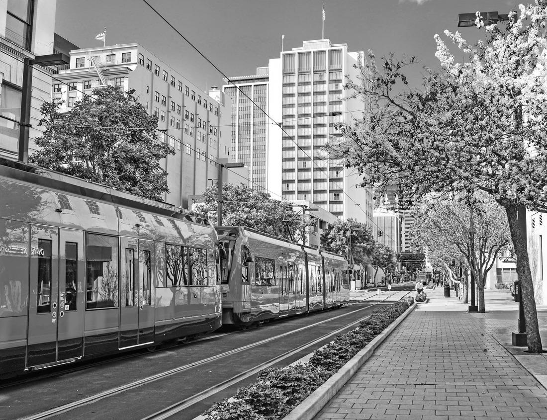 Noah Jigsaw Puzzle Beijing, China CBD skyline at sunset in black white 1000 pieces
