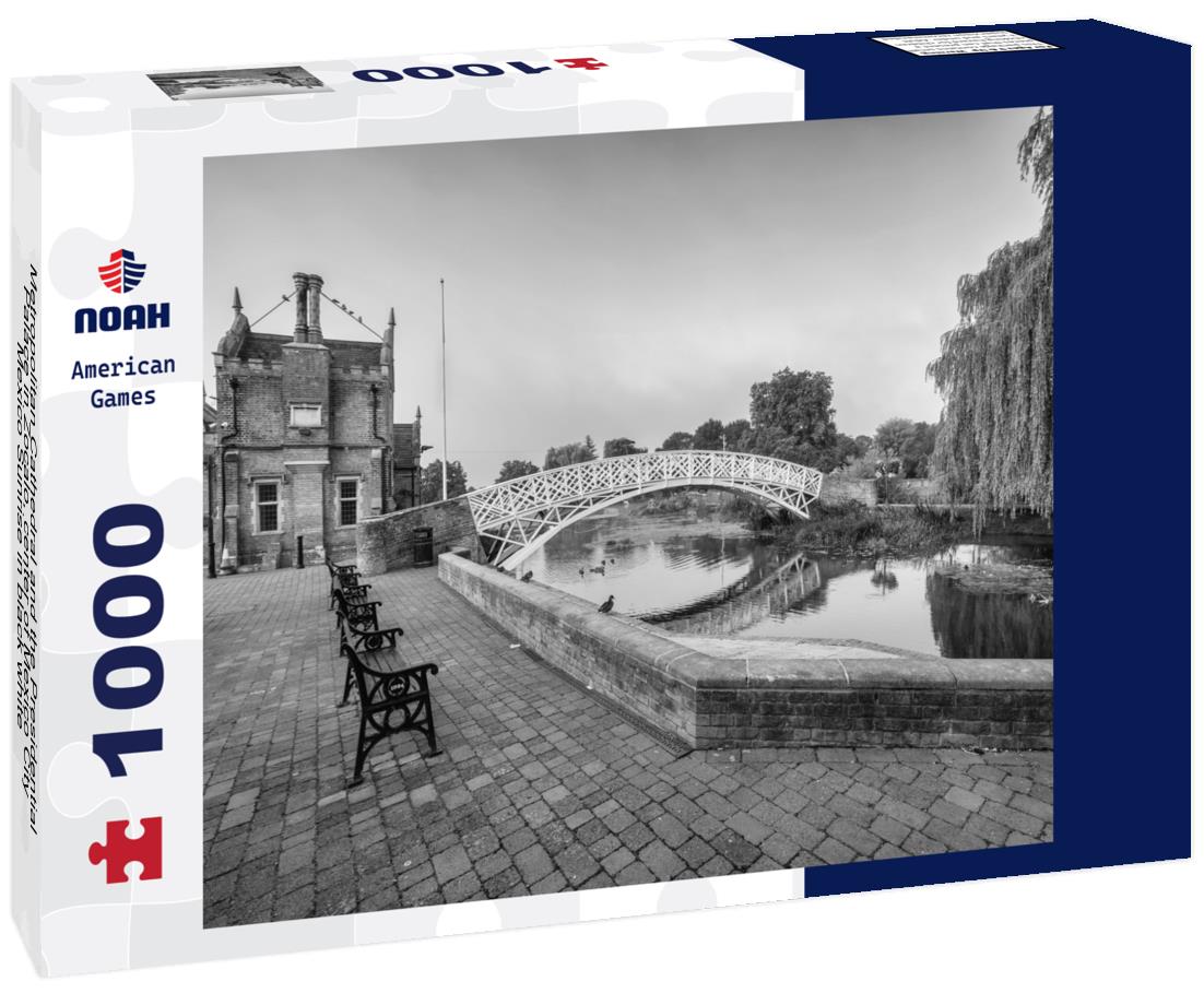 Noah Jigsaw Puzzle Metropolitan Cathedral and the Presidential Palace in Zocalo, center of Mexico City, Mexico Sunrise in black white 1000 pieces