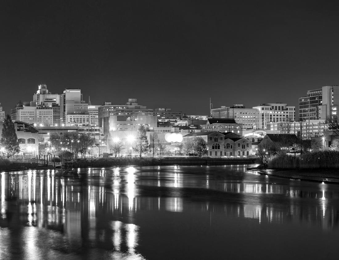 Noah Jigsaw Puzzle Glacier National Park in Montana in black white 1000 pieces