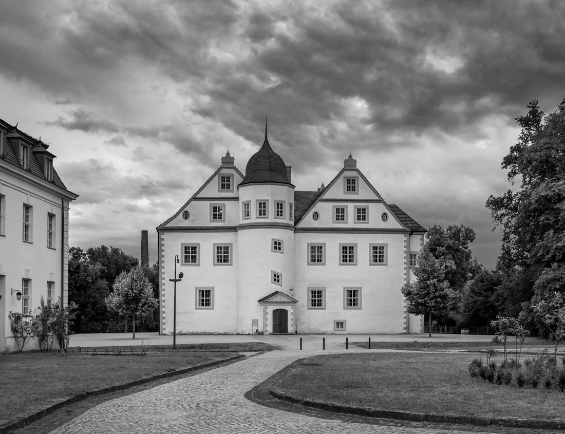 Noah Jigsaw Puzzle Durham, North Carolina, USA downtown city skyline in black white 1000 pieces