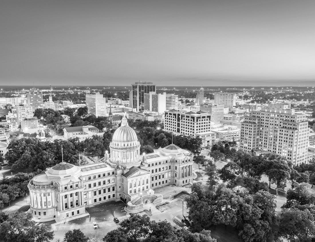 Noah Jigsaw Puzzle Landscape at Moon Hill, Yangshuo, China in black white 1000 pieces