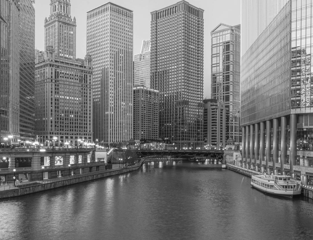 Noah Jigsaw Puzzle Beautiful aqua blue mountain lake settled amongst evergreen trees and majestic mountains in black white 1000 pieces