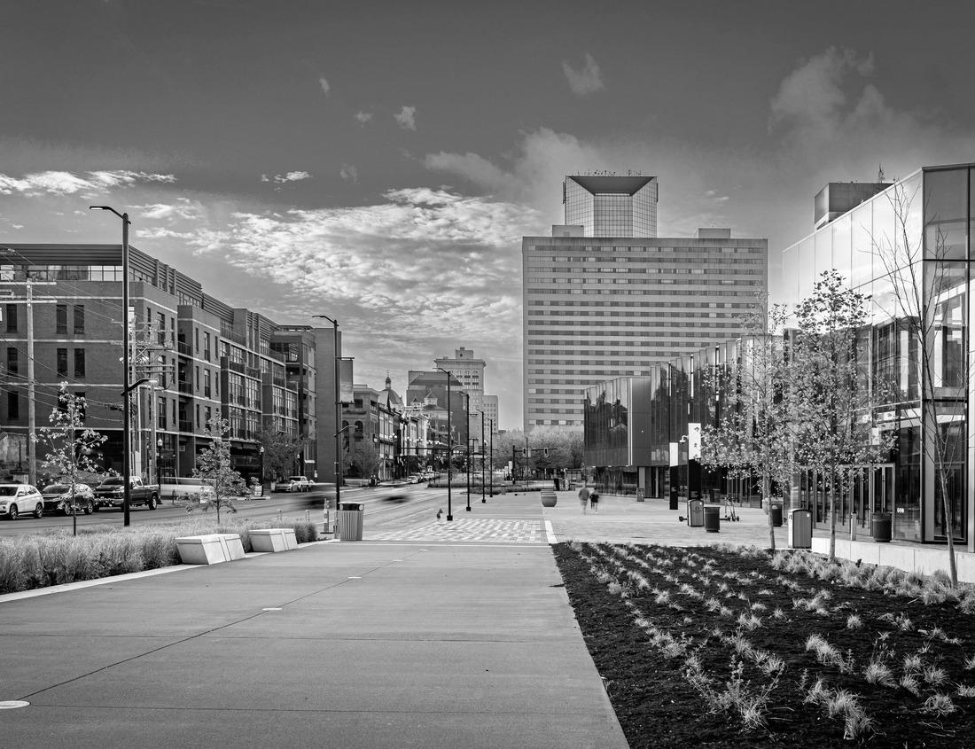 Noah Jigsaw Puzzle Colored buildings in the center of Rosenheim and tower of St. Nicholas Church, Germany in black white 1000 pieces