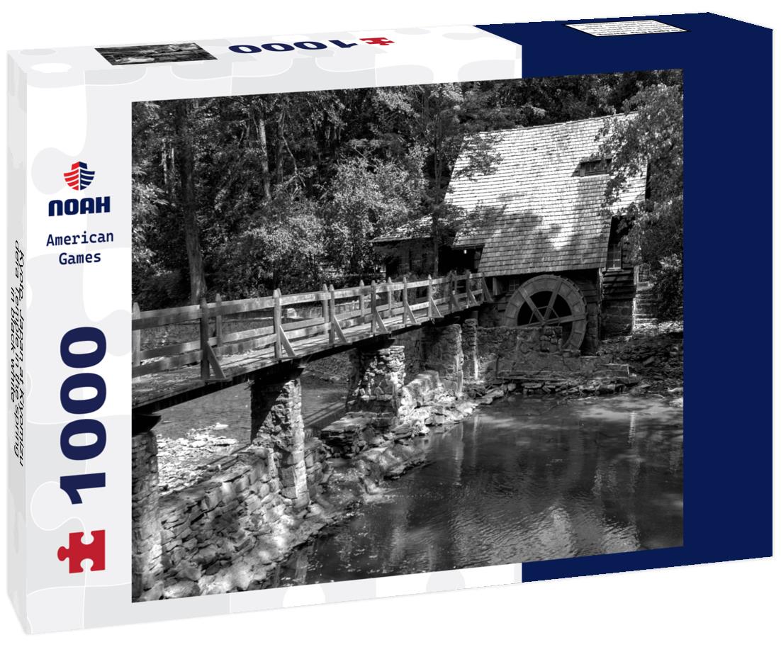 Noah Jigsaw Puzzle Kyoto, Japan at Kiyomizu-dera Temple in the spring in black white 1000 pieces