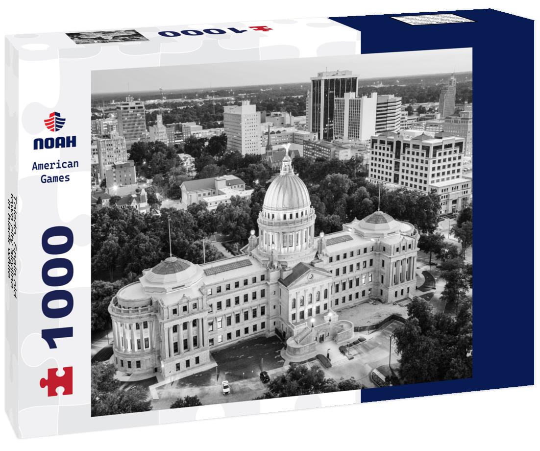 Noah Jigsaw Puzzle Toledo, Spain old town city skyline in black white 1000 pieces