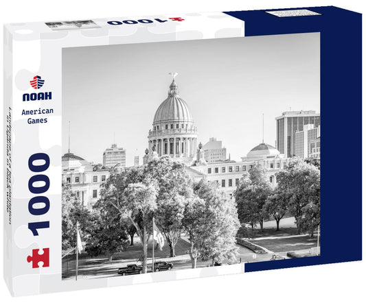 Noah Jigsaw Puzzle Landscape of a tea plantation in Uganda in black white 1000 pieces