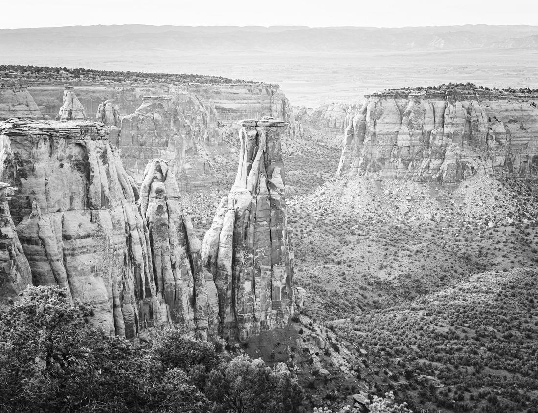 Noah Jigsaw Puzzle Bear Lake at sunrise. Rocky Mountain National Park, Colorado, United States in black white 1000 pieces