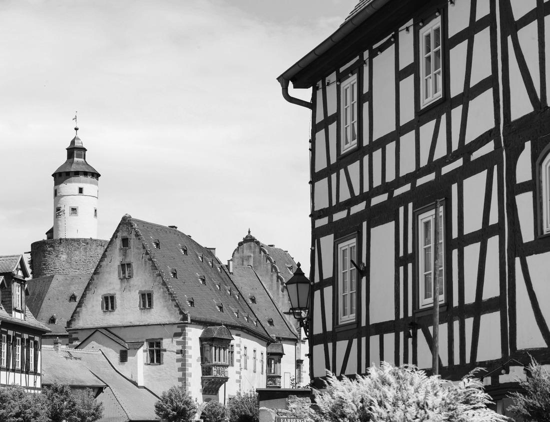 Noah Jigsaw Puzzle Elephants crossing the river in Serengeti National Park, Tanzania, Africa in black white 1000 pieces