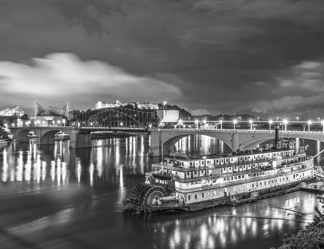 Noah Jigsaw Puzzle Isola Bella, Lake Maggiore in black white 1000 pieces