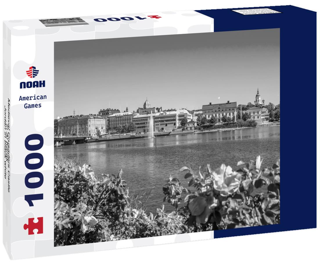 Noah Jigsaw Puzzle Medieval Crusaders Castle in Al Karak - Jordan in black white 1000 pieces