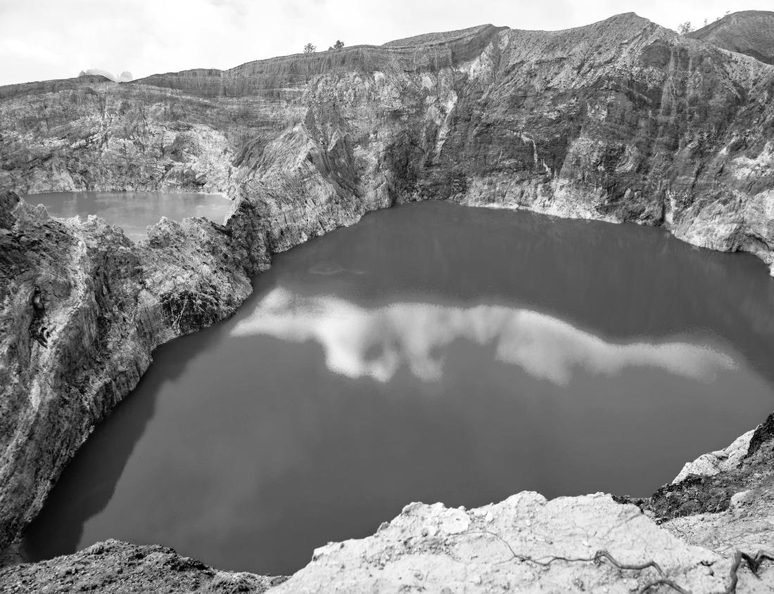 Noah Jigsaw Puzzle City of San Diego California United States of America downtown city view historical skyline landscape with railroad tracks for modern city car on early spring city tour background theme in black white 1000 pieces