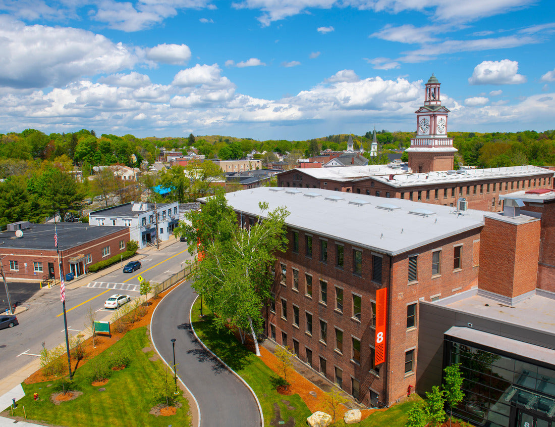 Noah Jigsaw Puzzle Historic Assabet Woolen Mill, built in 1847, on Main Street on Assabet River in Maynard historic town center in spring, Maynard, Massachusetts, USA 1000 pieces