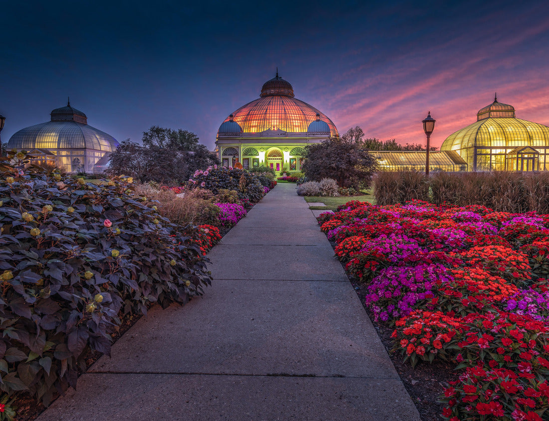 Noah Jigsaw Puzzle Buffalo and Erie County Botanical Gardens. The Buffalo and Erie County Botanical Gardens are botanical gardens located within South Park in Buffalo, New York, United States 1000 pieces