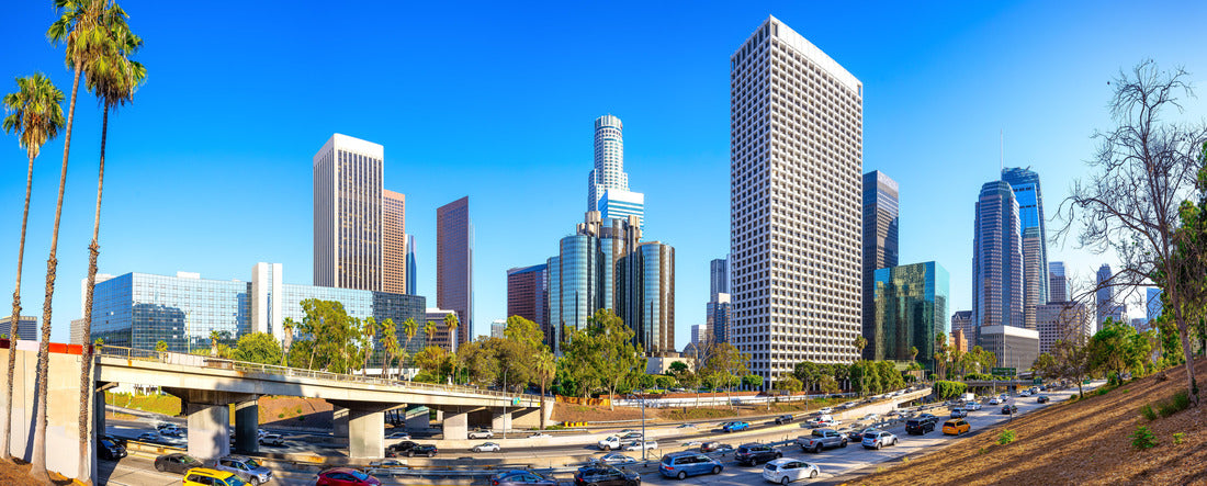 Los Angeles skyline on a sunny day 2000pc Panoramic Puzzle