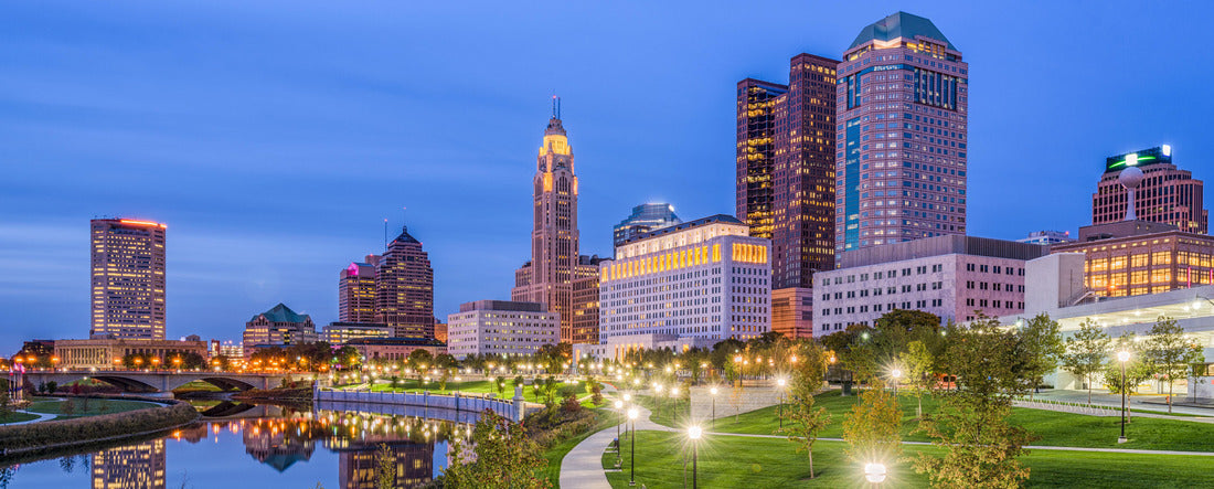 Columbus, Ohio, USA skyline and park 2000pc Panoramic Puzzle