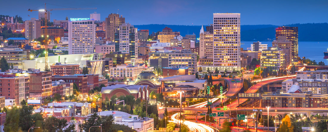 Tacoma, Washington, USA skyline at night 2000pc Panoramic Puzzle