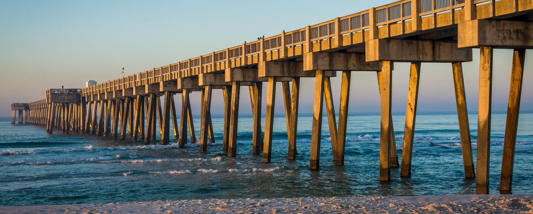 Noah Jigsaw Puzzle Pier at Panama City Beach, Florida at Sunrise panorama 2000 pieces