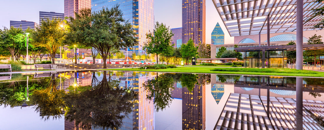 Dallas, Texas, USA downtown plaza and skyline 2000pc Panoramic Puzzle