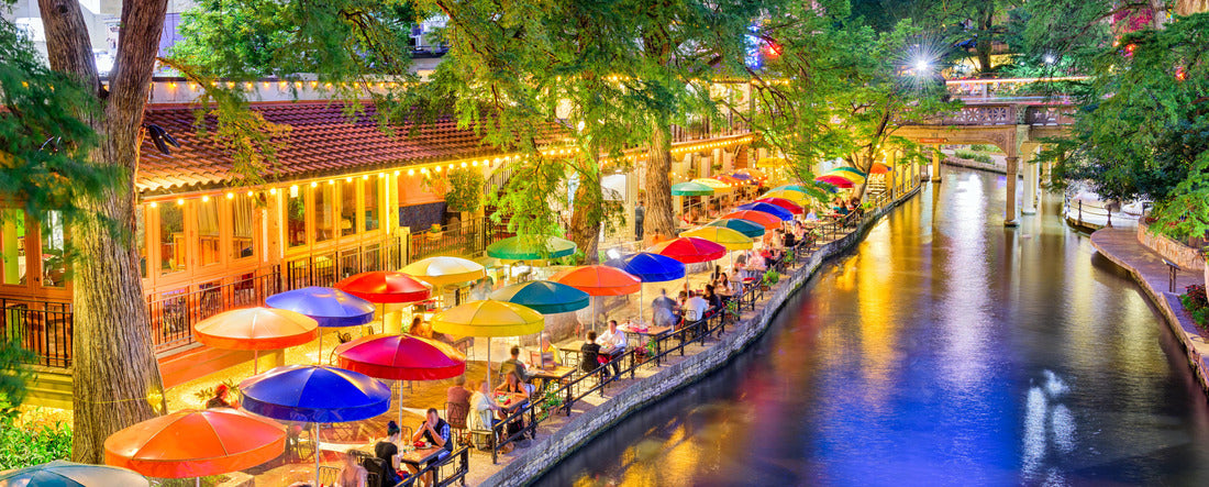 San Antonio, Texas, USA City on the River Walk 2000pc Panoramic Puzzle
