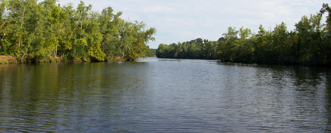 Naugatuck Fluss im Sommer .Derby Connecticut USA 2000pc Panoramic Puzzle