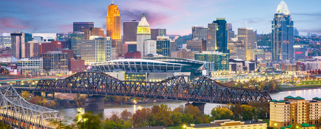 Cincinnati, Ohio, USA skyline on the river at dusk 2000pc Panoramic Puzzle