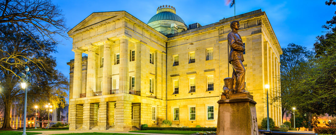 Raleigh, North Carolina, USA State Capitol Building 2000pc Panoramic Puzzle