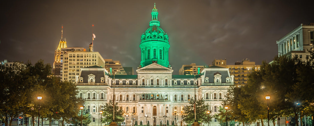 City Hall at night, in downtown Baltimore, Maryland 2000pc Panoramic Puzzle