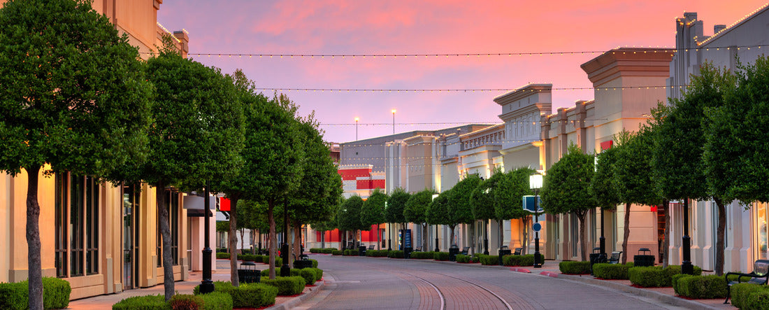 Shreveport, Louisiana, USA downtown and stores at dusk 2000pc Panoramic Puzzle