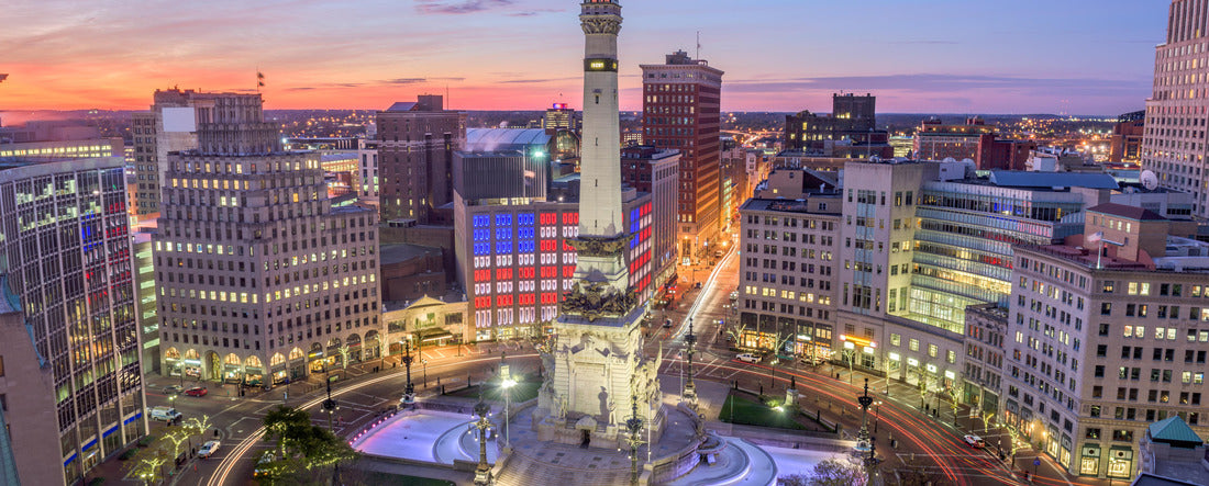 Indianapolis, Indiana, USA skyline over Monument Circle 2000pc Panoramic Puzzle