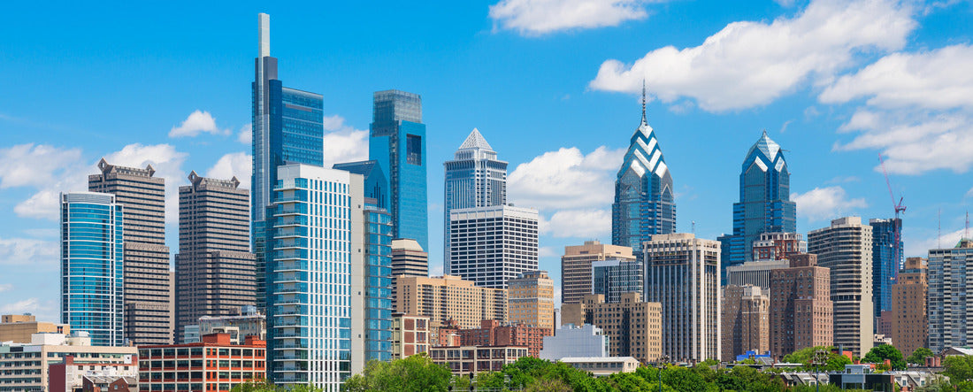 Philadelphia downtown skyline with blue sky and white cloud 2000pc Panoramic Puzzle