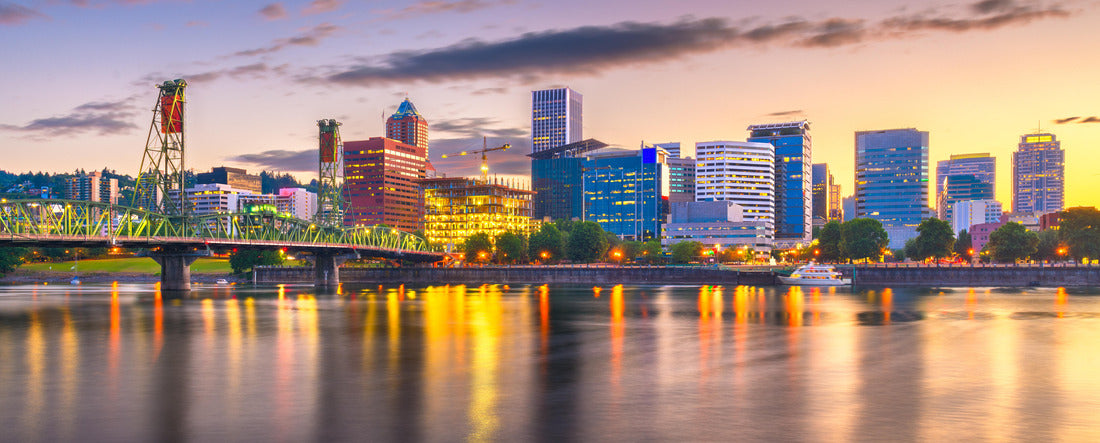 Portland, Oregon, USA skyline at dusk on the Willamette River 2000pc Panoramic Puzzle
