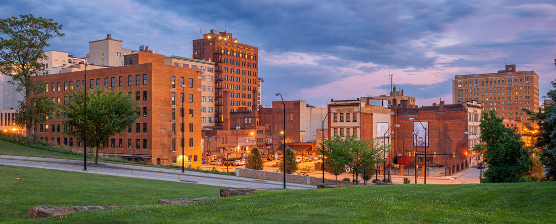Youngstown, Ohio, USA downtown park and townscape at twilight 2000pc Panoramic Puzzle