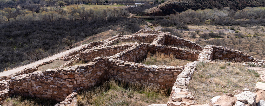 Tuzigoot National Monument - ancient ruins of the Sinagua people 2000pc Panoramic Puzzle