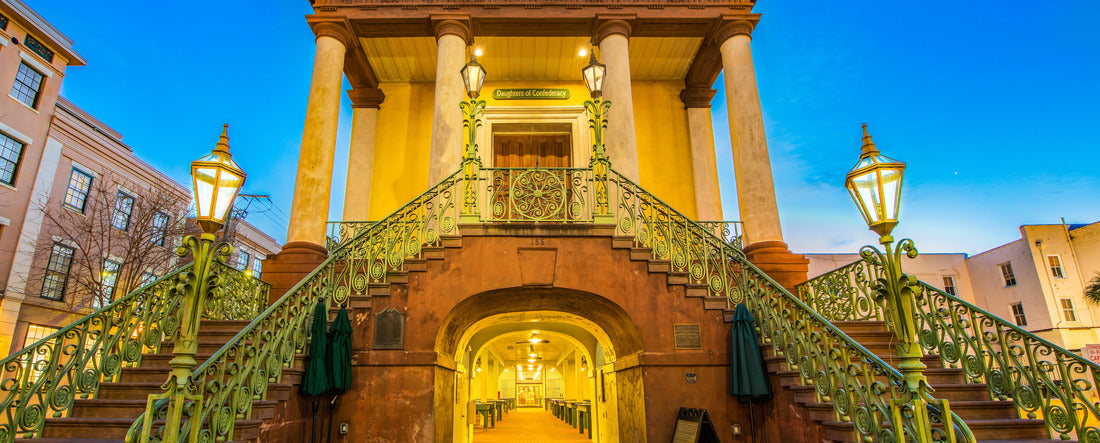 Noah Jigsaw Puzzle Charleston City Market in downtown Charleston, South Carolina, USA panorama 2000 pieces