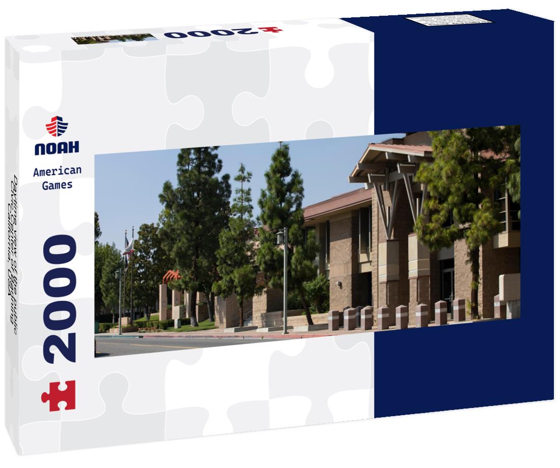 Daytime view of the public Civic Center of Banning, California, USA 2000pc Panoramic Puzzle