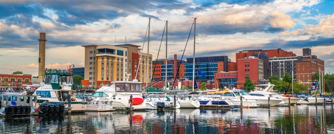 Noah Jigsaw Puzzle Erie, Pennsylvania, USA downtown cityscape on the lake in the morning panorama 2000 pieces