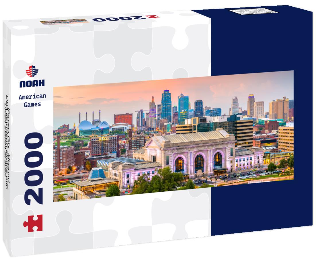 Kansas City, Missouri, USA downtown skyline with Union Station at dusk 2000pc Panoramic Puzzle