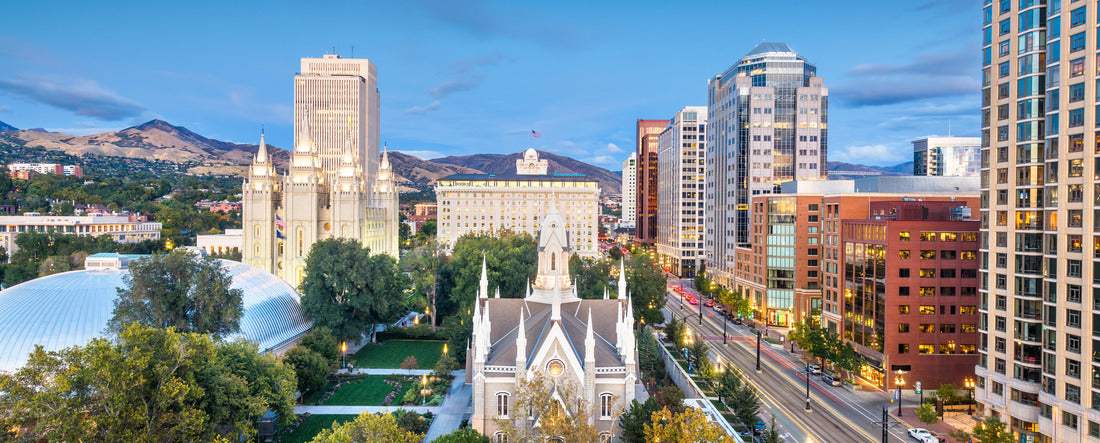 Salt Lake City, Utah, USA downtown cityscape over Temple Square at dusk 2000pc Panoramic Puzzle