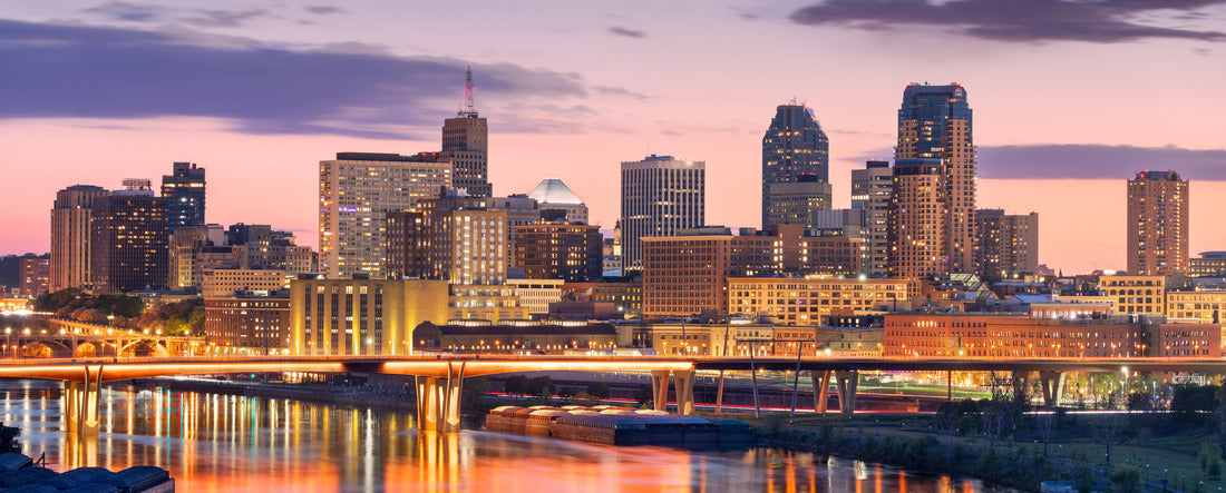 Saint Paul, Minnesota, USA downtown skyline on the Mississippi River at dusk 2000pc Panoramic Puzzle