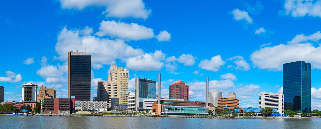 Toledo downtown skyline with blue sky and white clouds, Ohio 2000pc Panoramic Puzzle