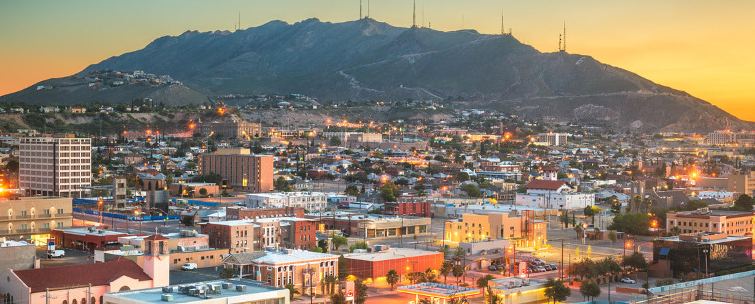 El Paso, Texas, USA downtown city skyline towards Scenic Drive Overlook at dawn 2000pc Panoramic Puzzle