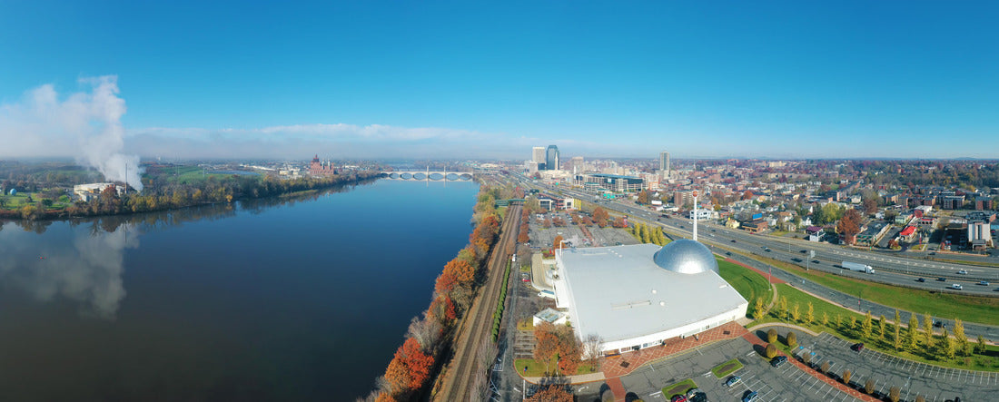 An aerial  Springfield, Massachusetts, United States in early morning 2000pc Panoramic Puzzle